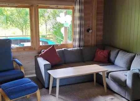 Dom wakacyjny Koselig Tommerhytte Med Stor Plass Narwik