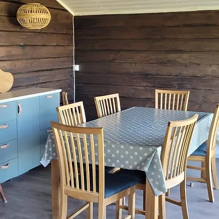 Koselig Tommerhytte Med Stor Plass *